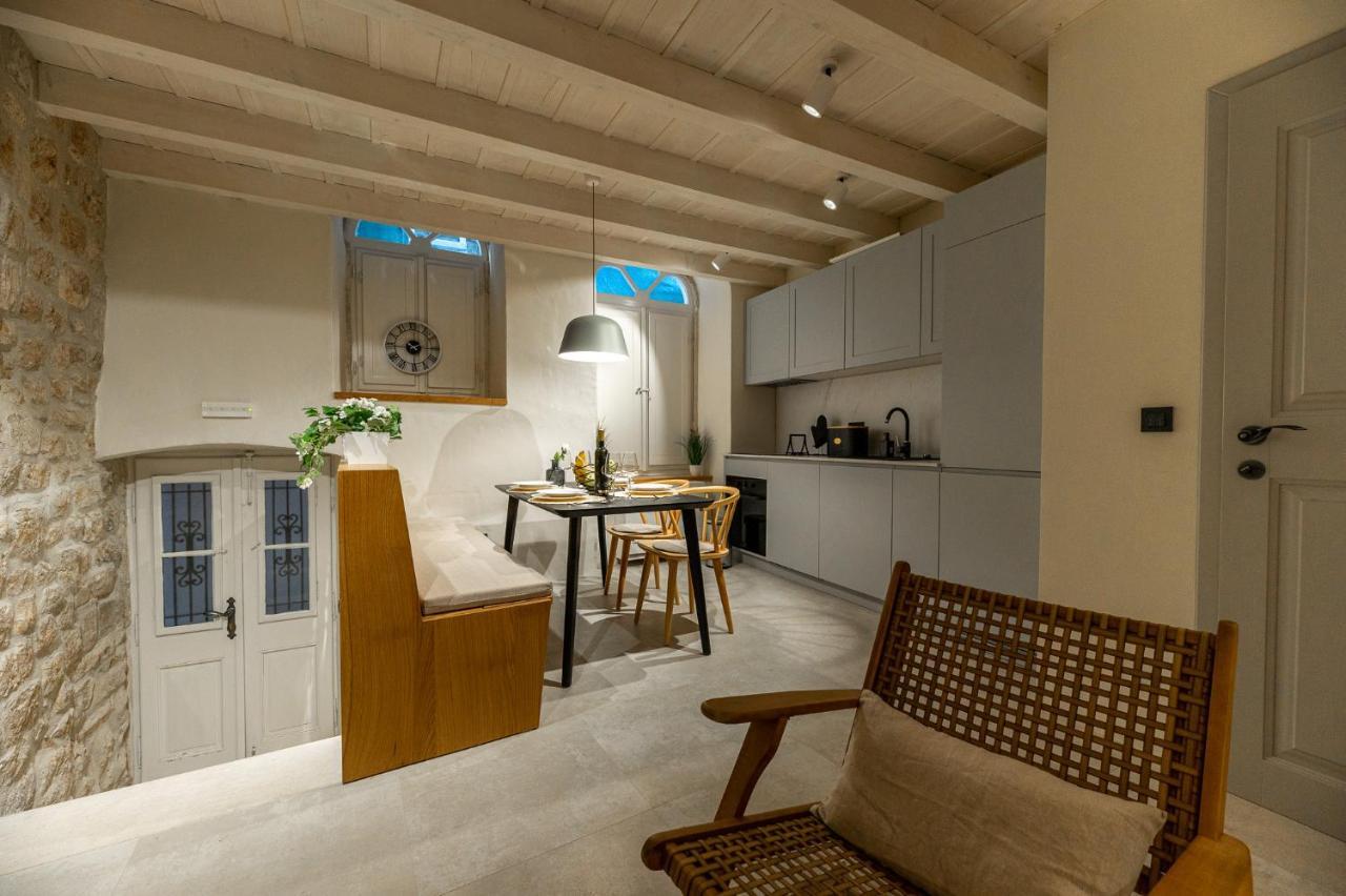 Superior 2 Bedroom Apartment Gabriela Дубровник Экстерьер фото